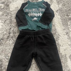 Baby eagles outfit 3-6 months